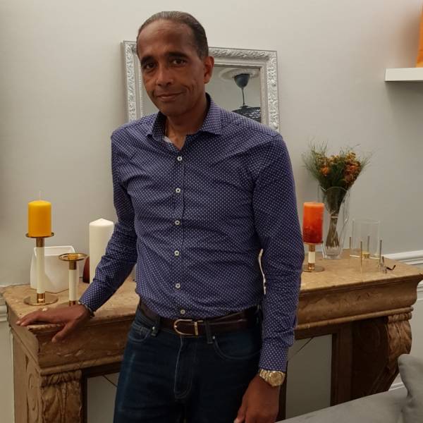 ERIC COFFI - COACH MULTICULTUREL PROFESSIONNEL ET PERSONNEL